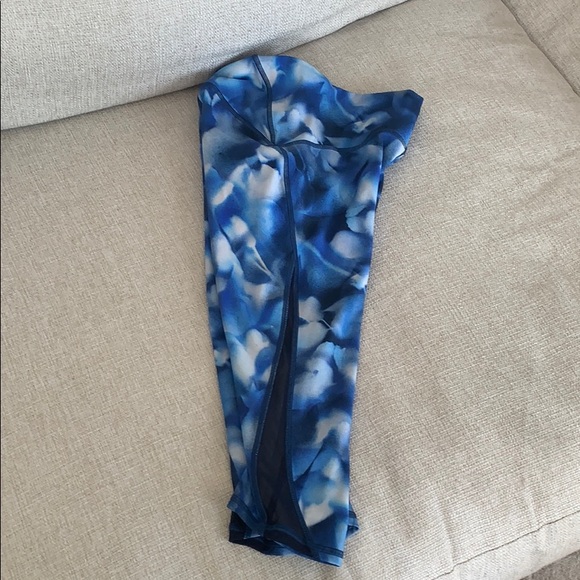 Lulu Lemon Crops ! - Picture 6 of 6